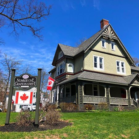 No 1 Grafton Inn Charlottetown Exterior photo