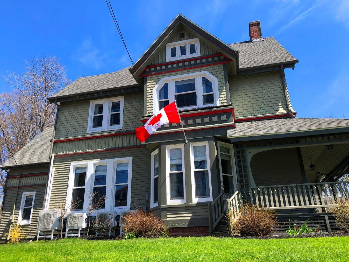 No 1 Grafton Inn Charlottetown Exterior photo